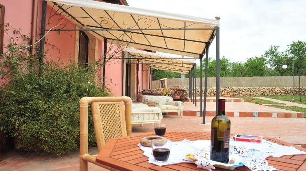 노토 Agriturismo Vita E Natura 빌라 외부 사진
